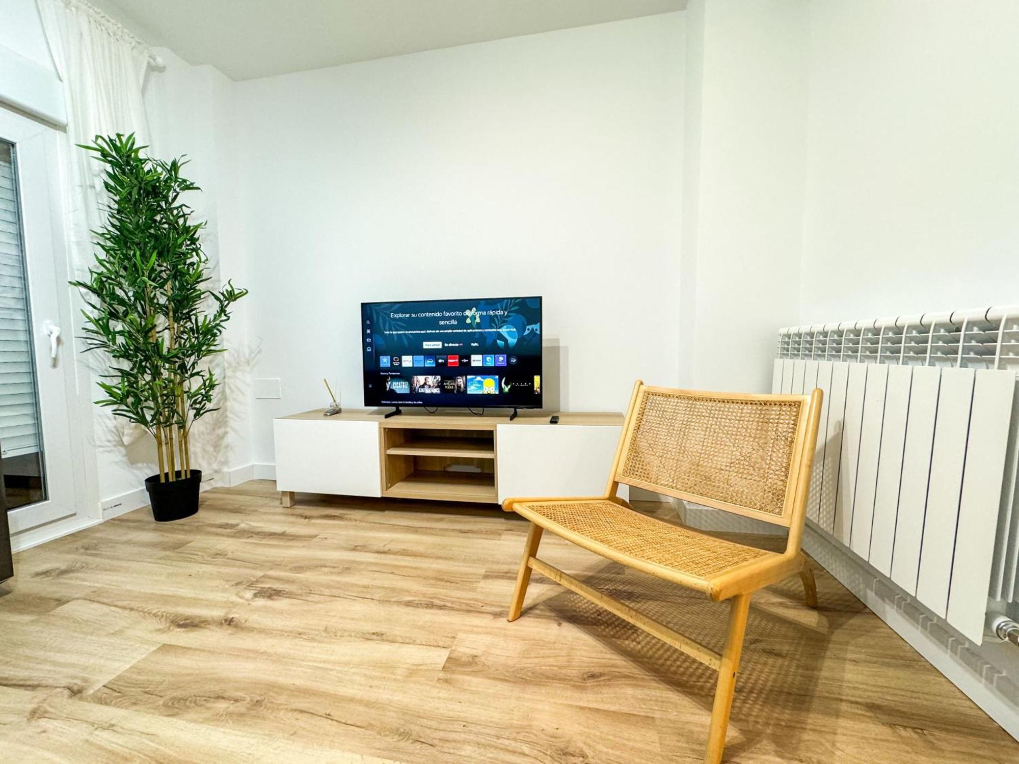 El Mastin Del Pirineo Turistea Apartment Huesca Exterior photo